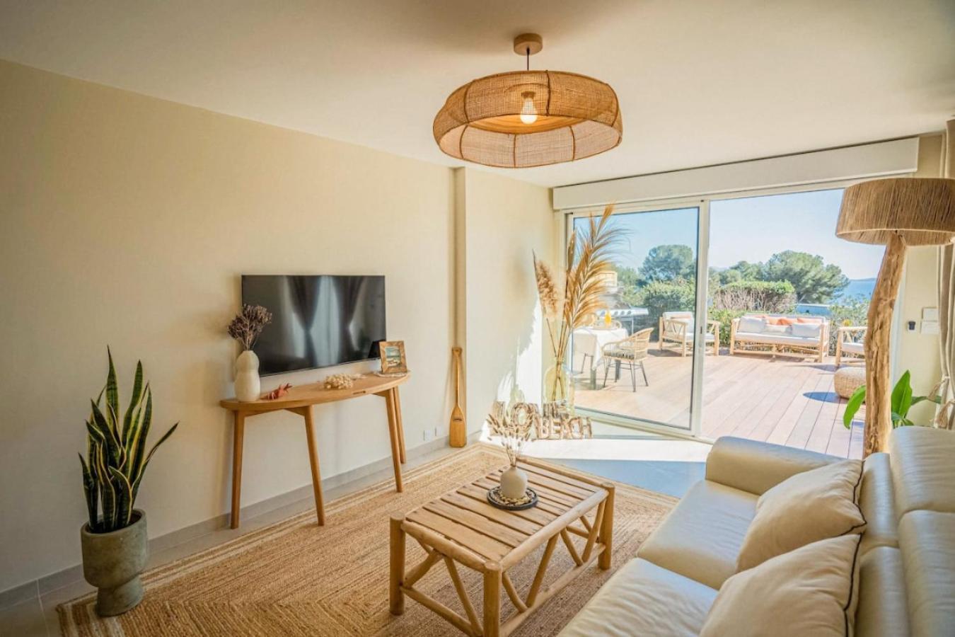 Logement Vue Mer Splendide - Situe A 50 Metres Du Bord De Mer Et 2 Minutes Des Plages - Bandolina Kültér fotó